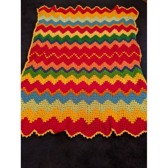 AA Crochet Throw Blanket 50" x 60" colorful Afghan Bed Shawl - Picture 3 of 3